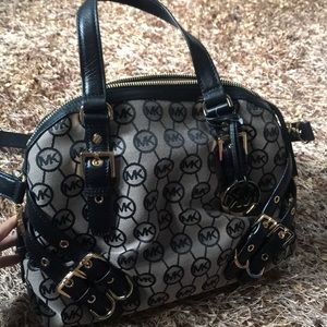 NWT Michael kors MILO monogram purse